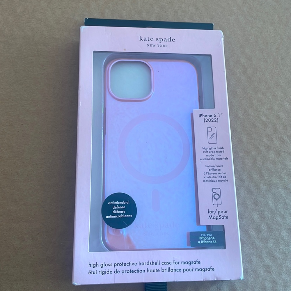 Kate spade I phone 13/14 case color pink brand new